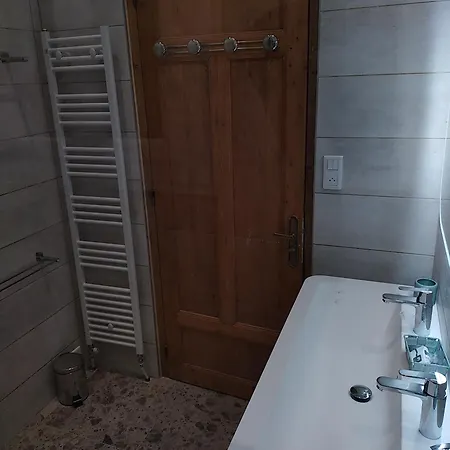 4 A 8 Personnes, Spacieux De Standing Classe 4 Etoiles * נים