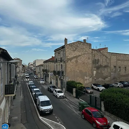 Apartment 4 A 8 Personnes, Spacieux De Standing Classe 4 Etoiles Nîmes