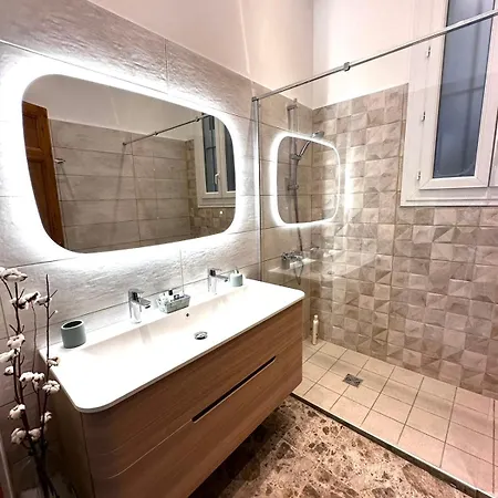 4 A 8 Personnes, Spacieux De Standing Classe 4 Etoiles Apartment