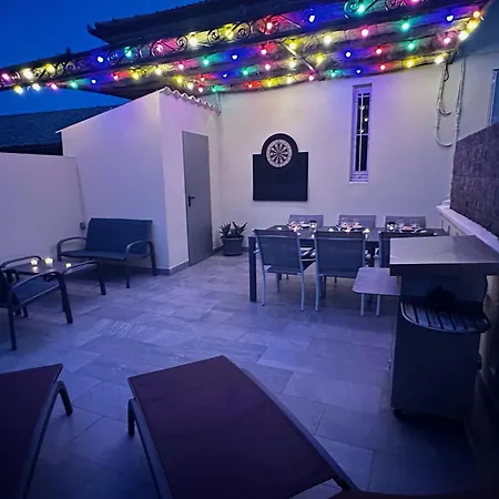 4 A 8 Personnes, Spacieux De Standing Classe 4 Etoiles נים